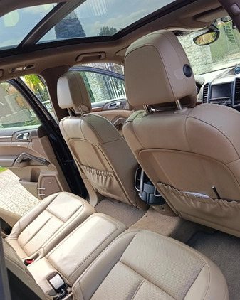 Porsche Cayenne cena 113160 przebieg: 136210, rok produkcji 2011 z Żerków małe 326